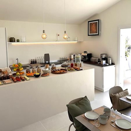 Vireo Rooms ซานตามาเรีย นาวาร์เรเซ ภายนอก รูปภาพ